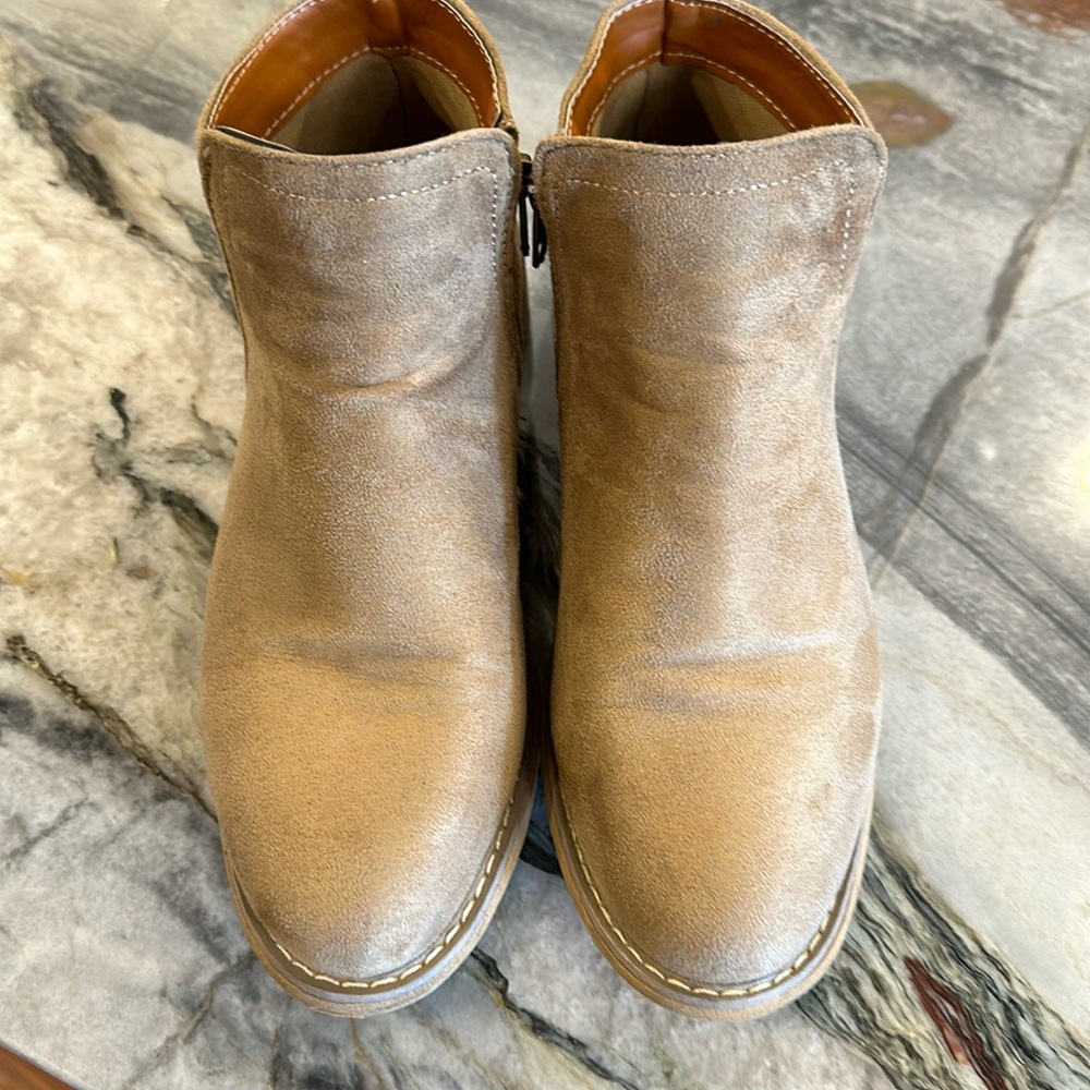 Women’s Boots